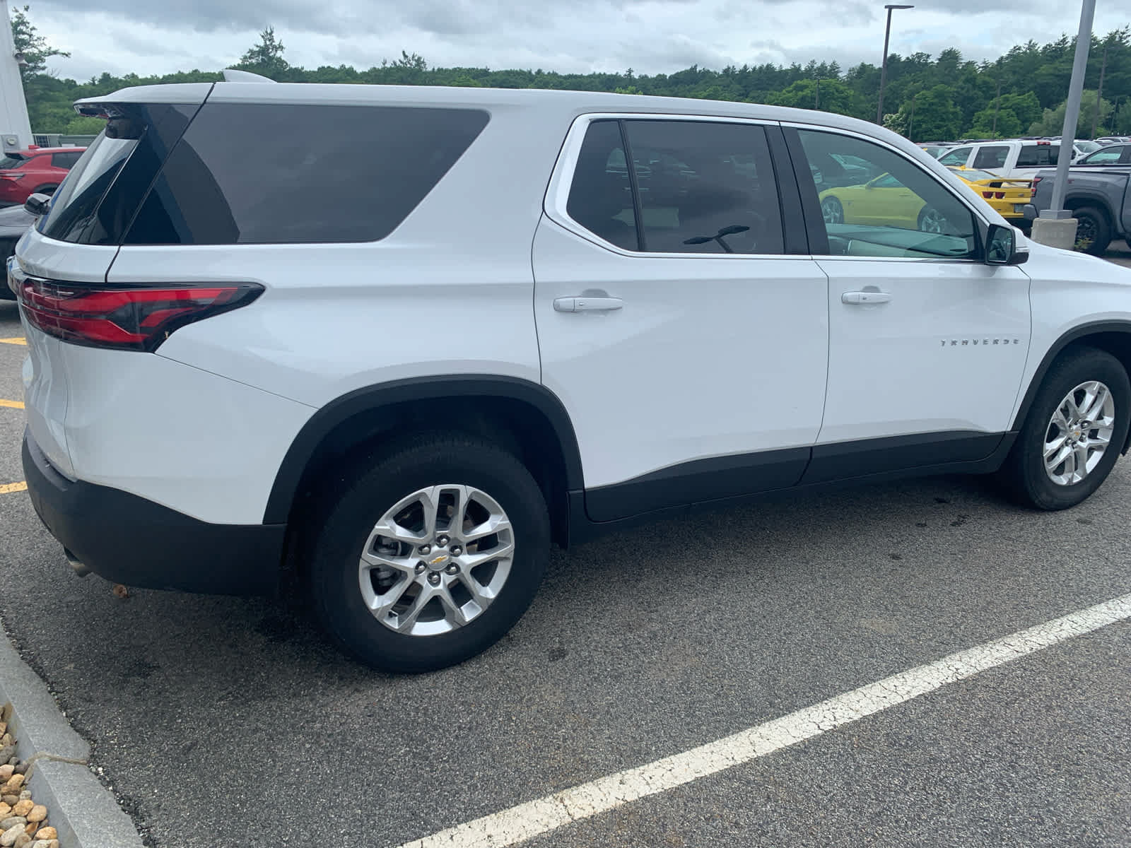 Certified 2023 Chevrolet Traverse LS w/ Safety Package AWD/4WD image 3