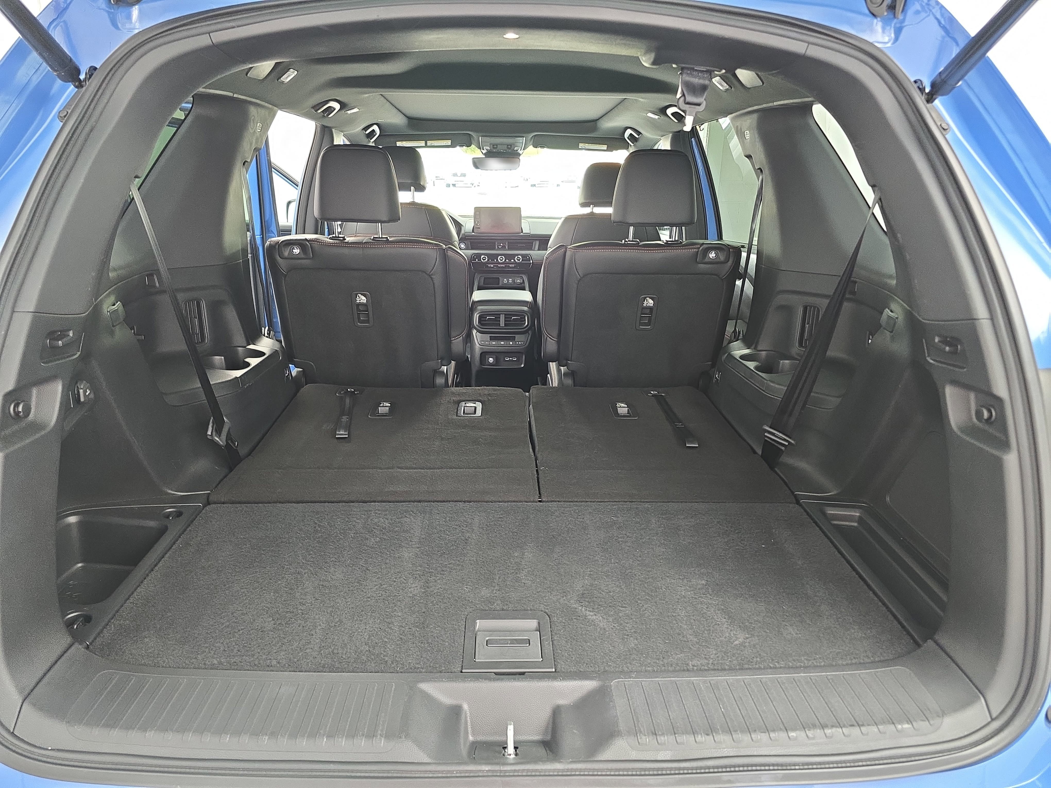 Used 2023 Honda Pilot TrailSport image 13