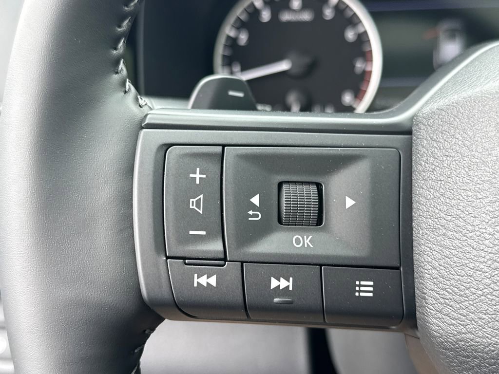 New 2026 Nissan Pathfinder SV w/ SV Premium Package image 34