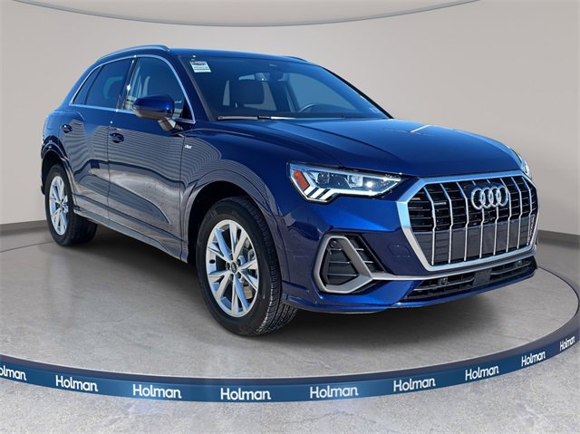 Used 2025 Audi Q3 2.0T Premium w/ Convenience Package image 4