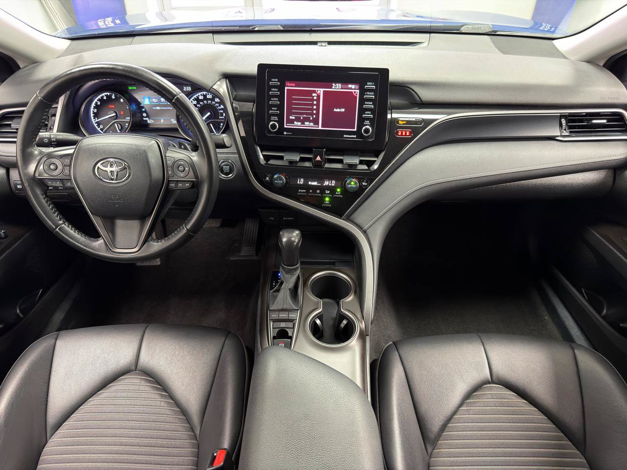 Used 2023 Toyota Camry SE w/ Convenience Package AWD/4WD image 28