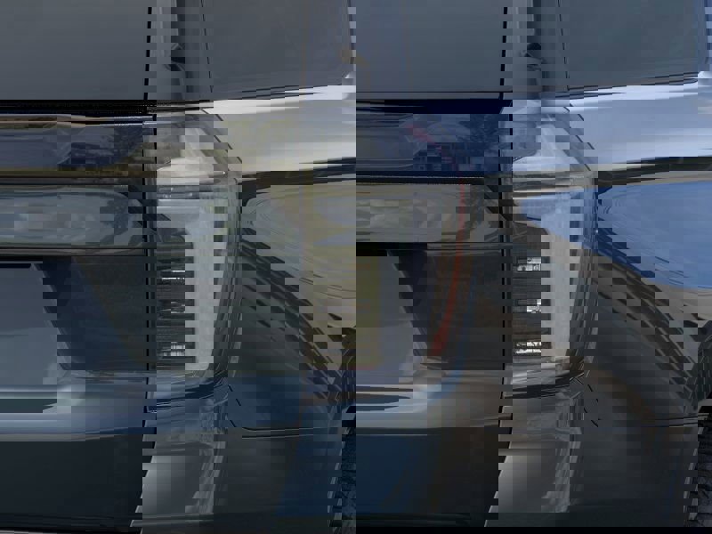 New 2026 Chevrolet Suburban Z71 image 11