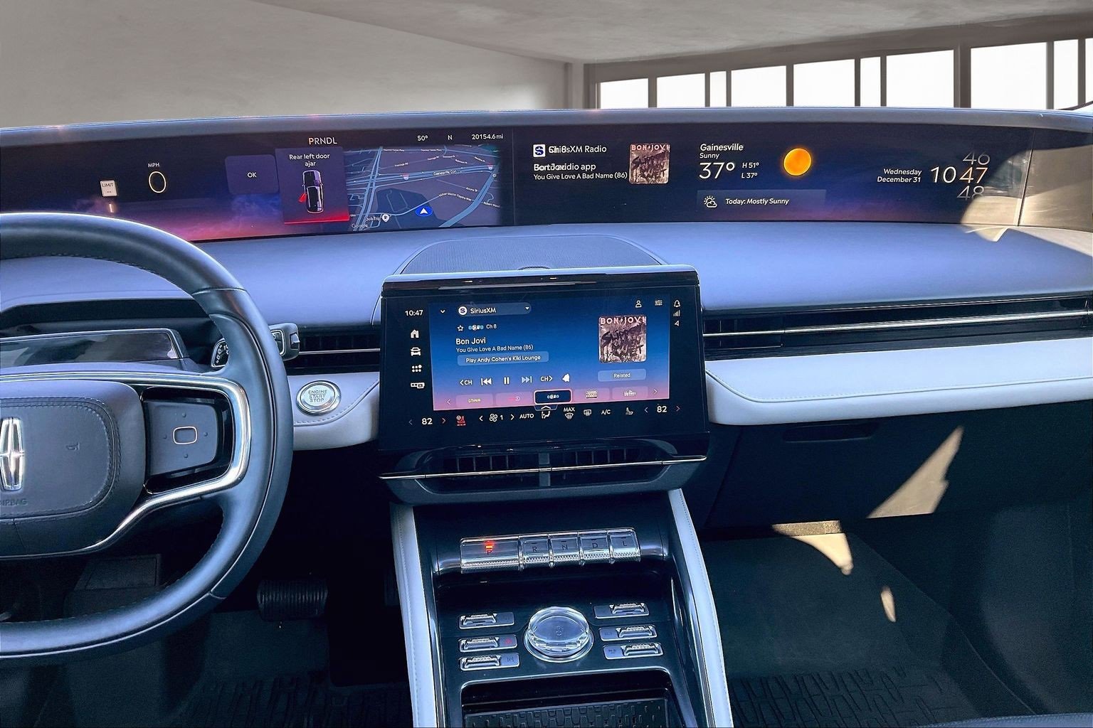 Used 2024 Lincoln Nautilus Reserve w/ Equipment Group 202A image 9