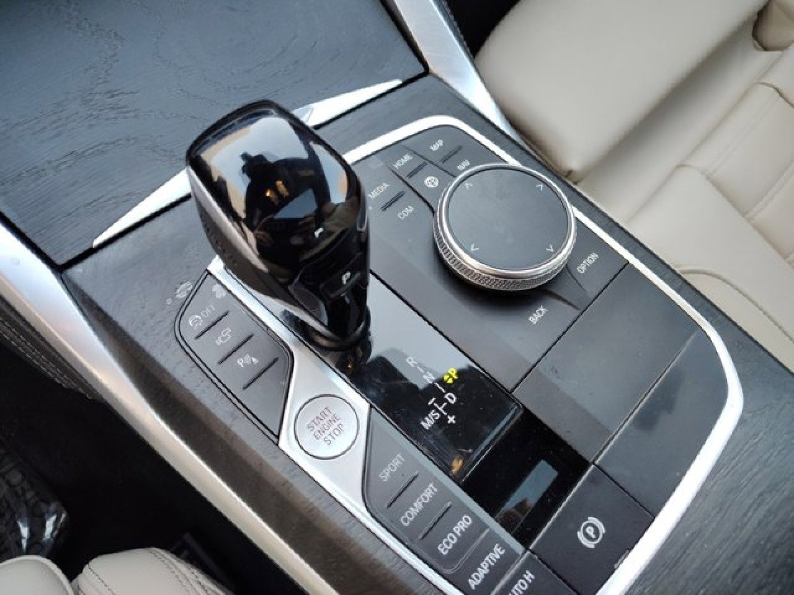 Used 2023 BMW 440i xDrive Coupe w/ Premium Package image 15