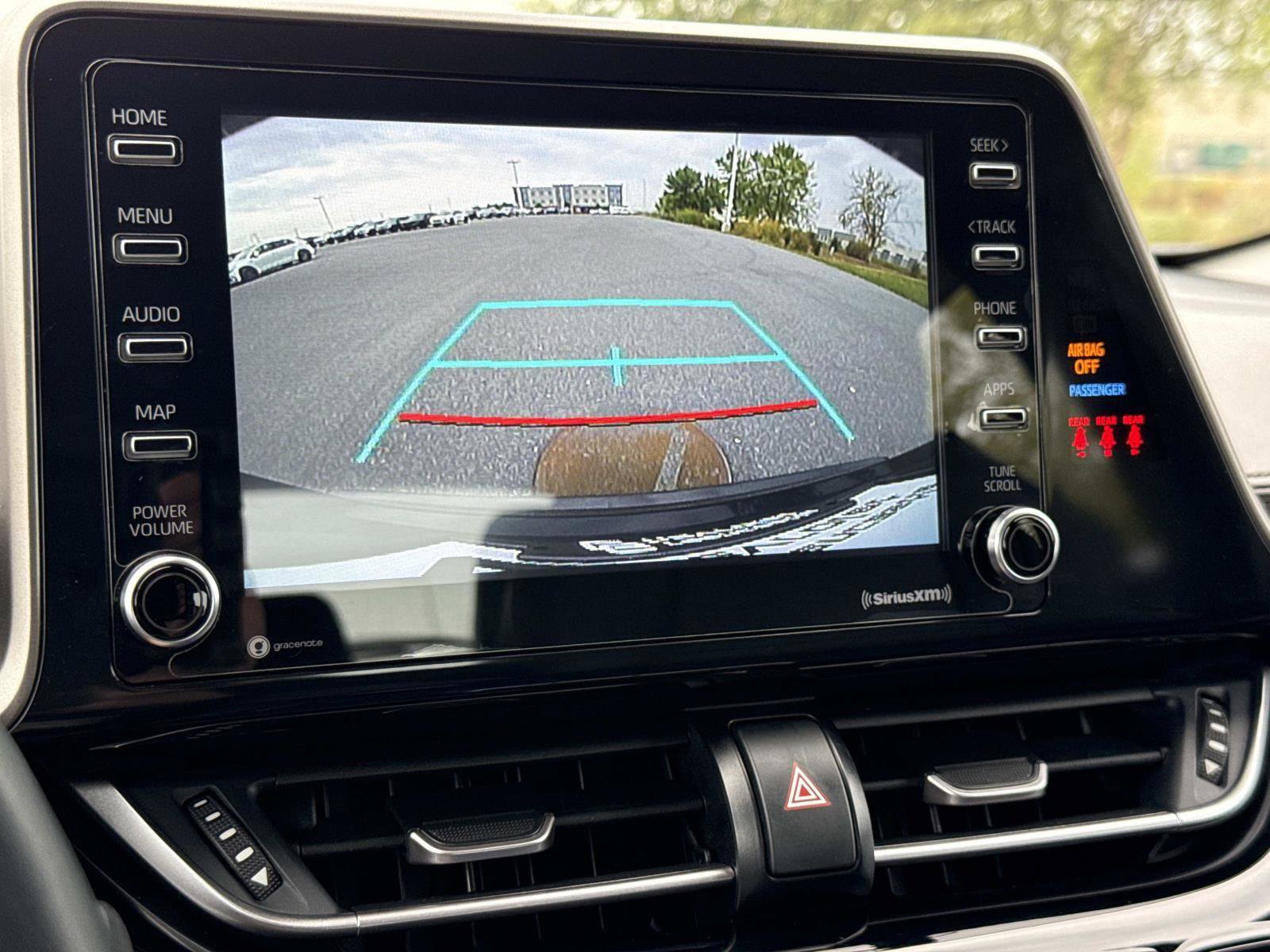 Used 2021 Toyota C-HR Limited image 5