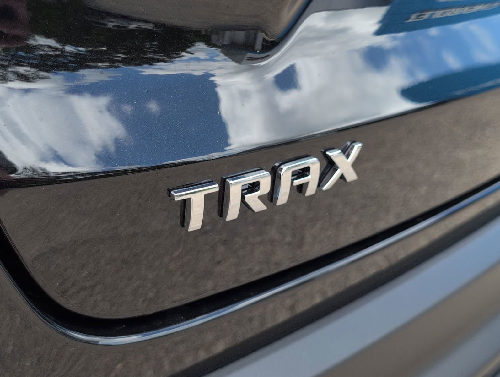 New 2026 Chevrolet Trax LS w/ LS Convenience Package FWD image 10