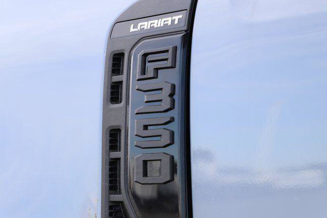 New 2026 Ford F350 Lariat w/ Black Appearance Package AWD/4WD image 3