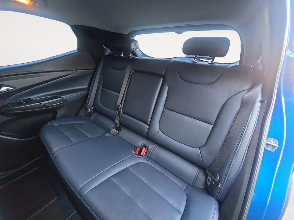 Certified 2022 Chevrolet Bolt EUV Premier w/ Launch Edition image 13
