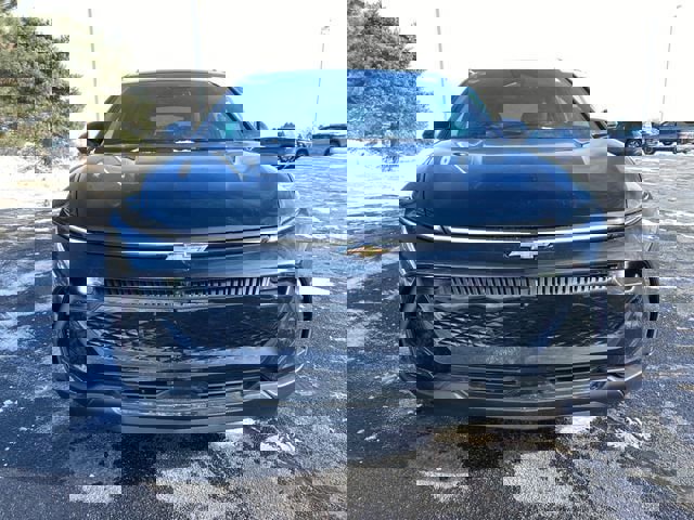 New 2026 Chevrolet Equinox EV LT image 9