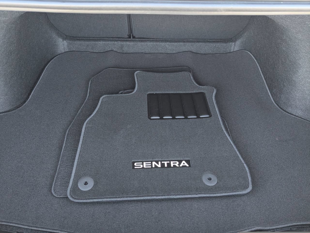 New 2026 Nissan Sentra SV w/ Floor Mat Package FWD image 29