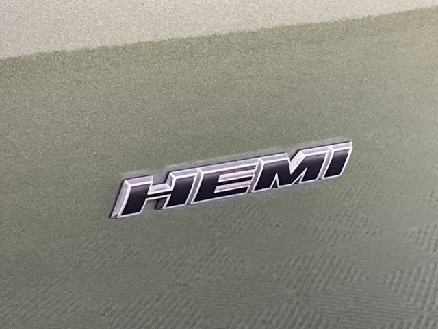 Used 2018 Dodge Challenger R/T Plus image 23