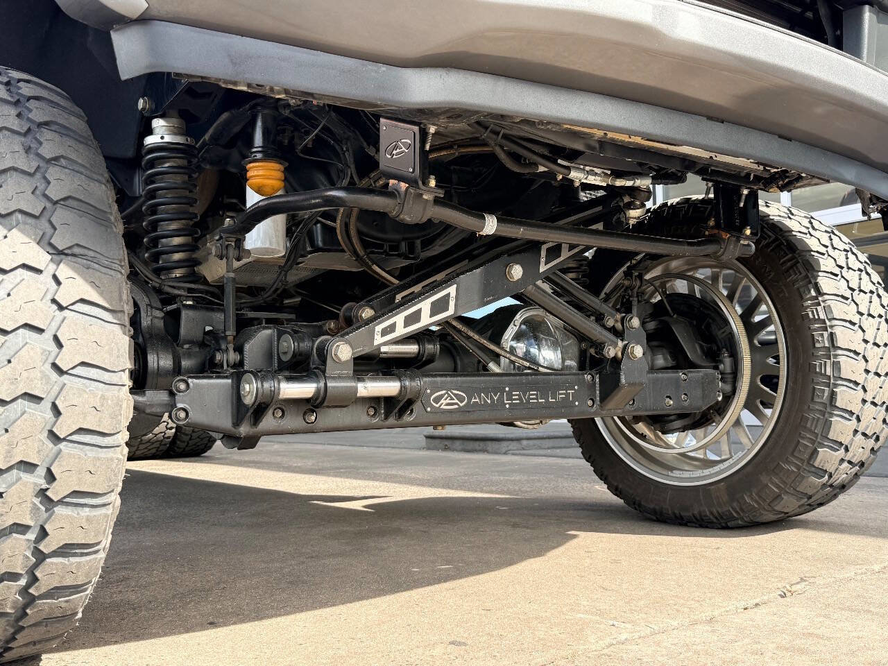 Used 2022 Ford F450 Platinum w/ FX4 Off-Road Package image 28