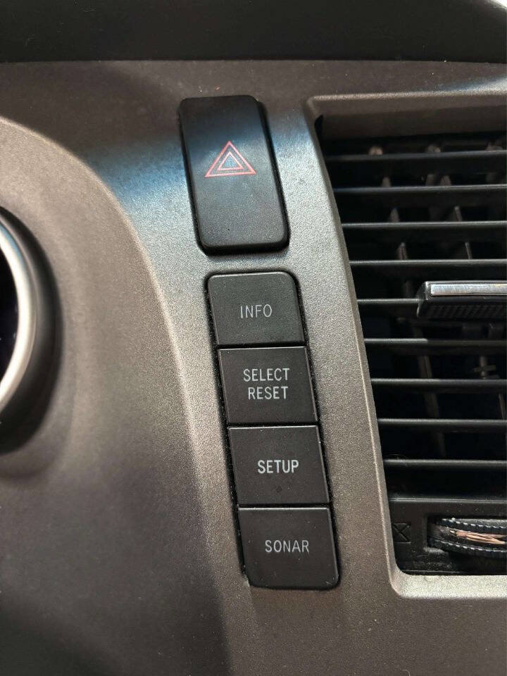 Used 2010 Toyota Tundra Limited image 38