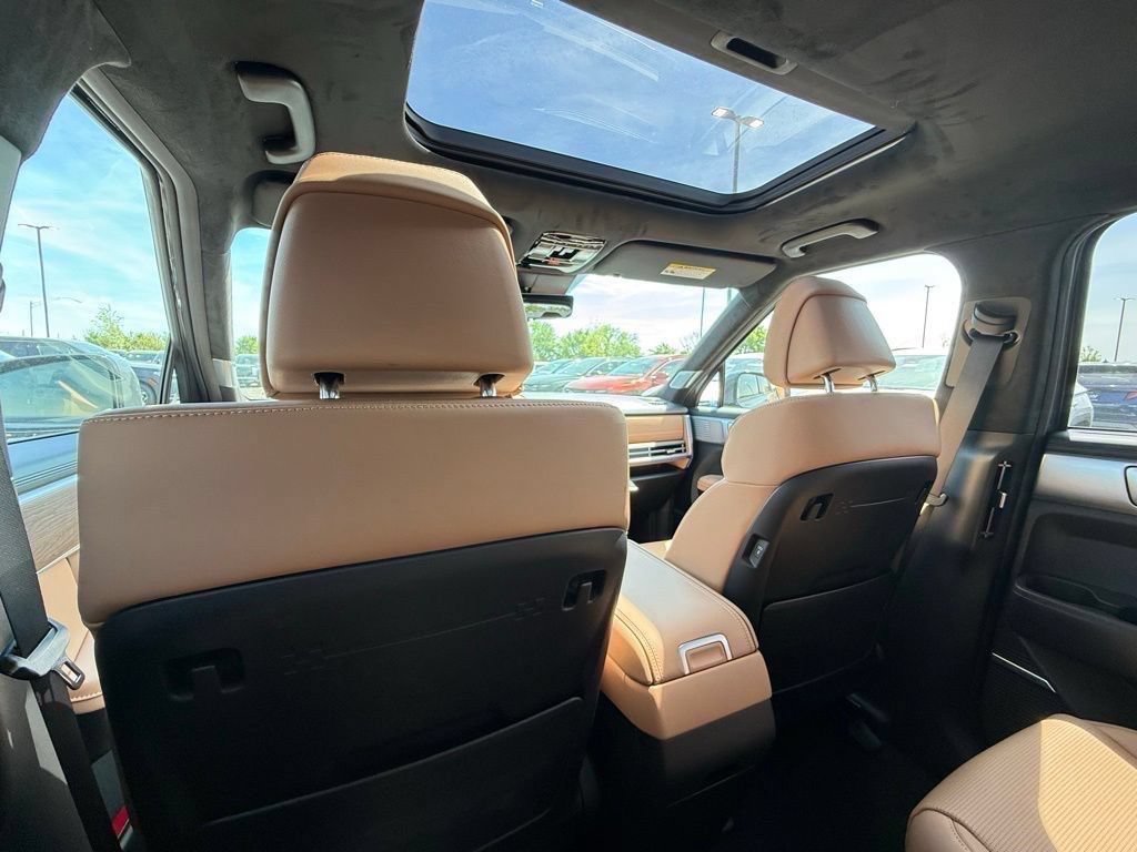 New 2026 Hyundai Santa Fe Limited FWD image 24