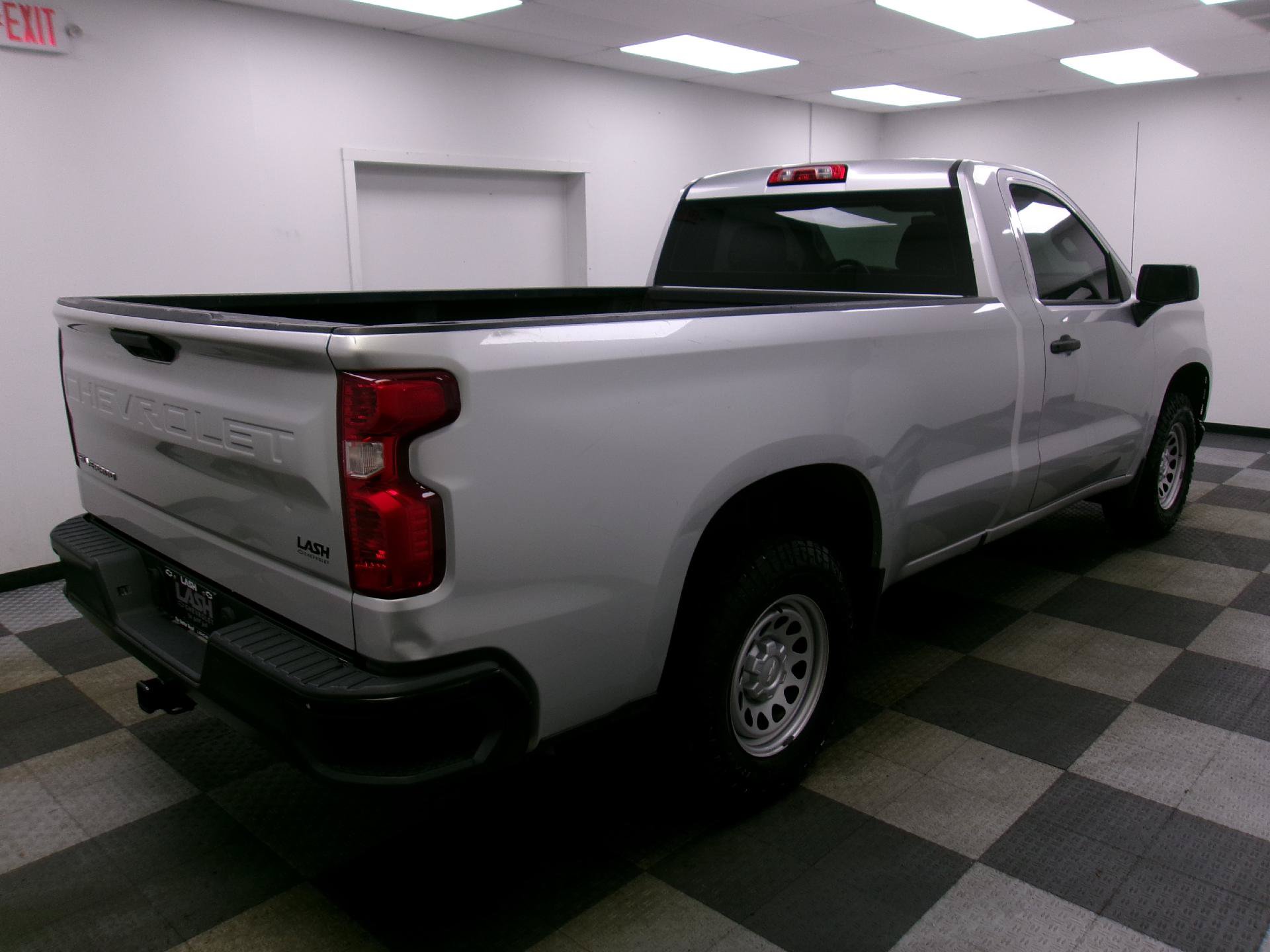Used 2020 Chevrolet Silverado 1500 W/T w/ Trailering Package RWD image 10