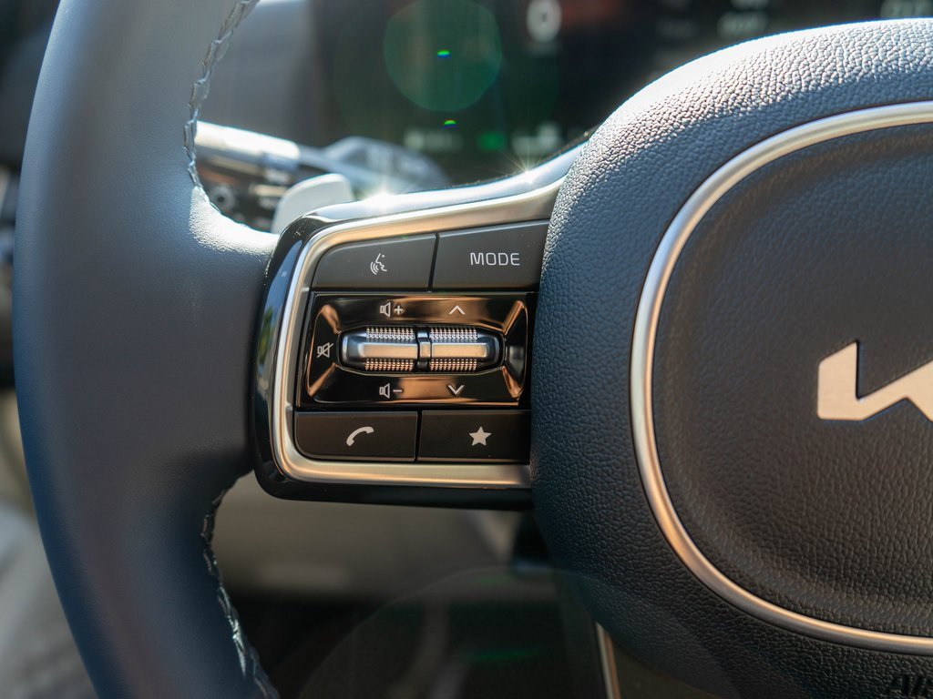 New 2026 Kia Carnival SX image 21
