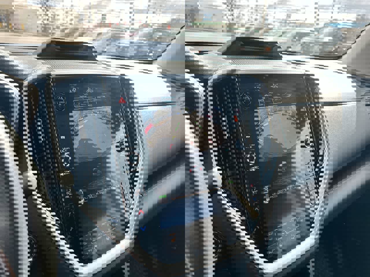 Certified 2024 Subaru Ascent Limited w/ Technology Package image 36