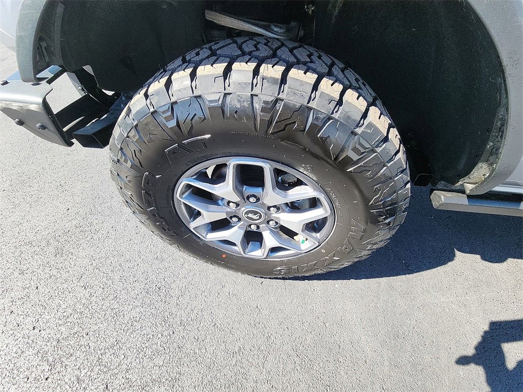 Used 2022 Ford Bronco Badlands image 10