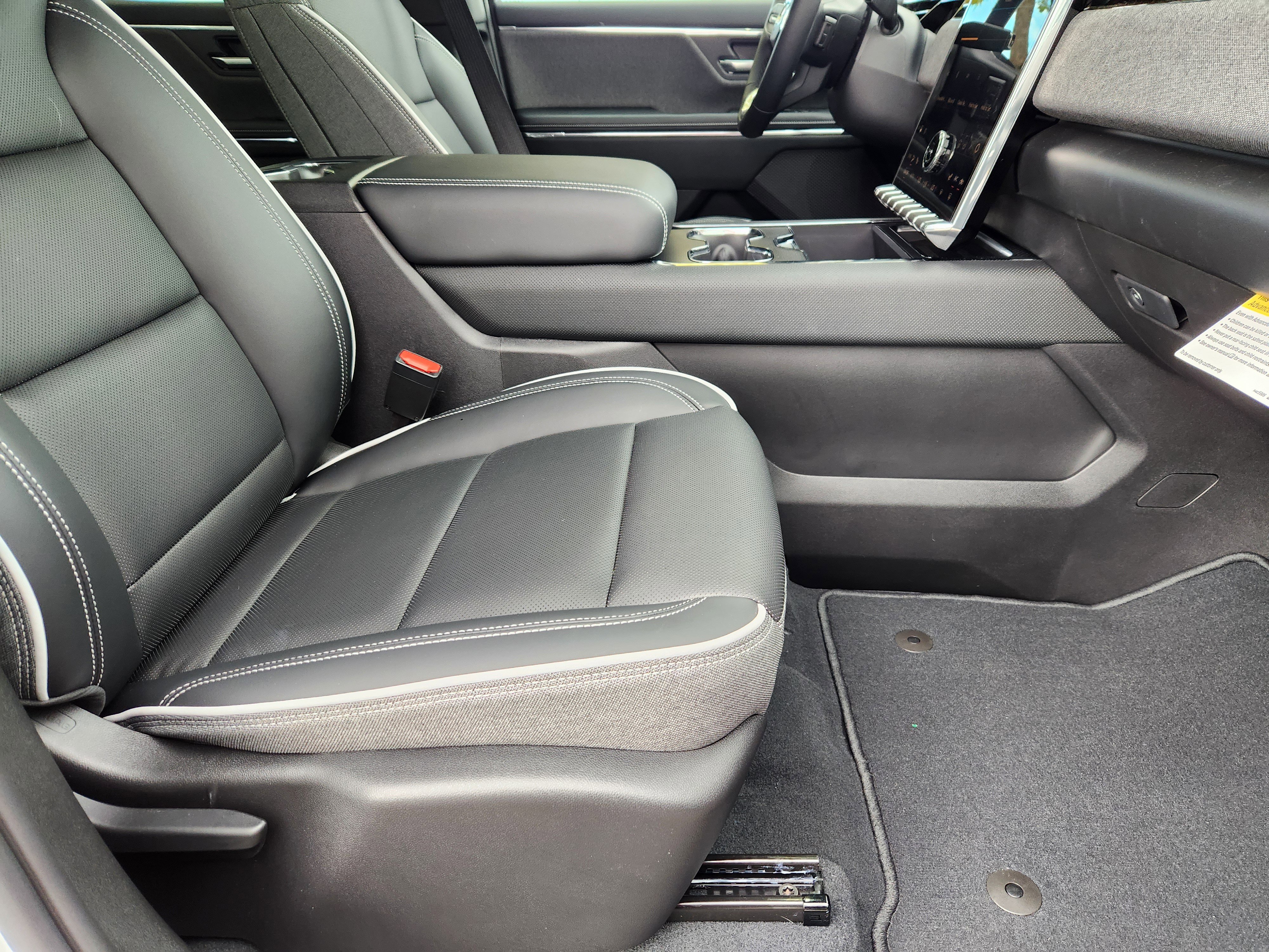 New 2026 GMC Sierra EV Elevation w/ LPO, Elevation Dark Package image 19