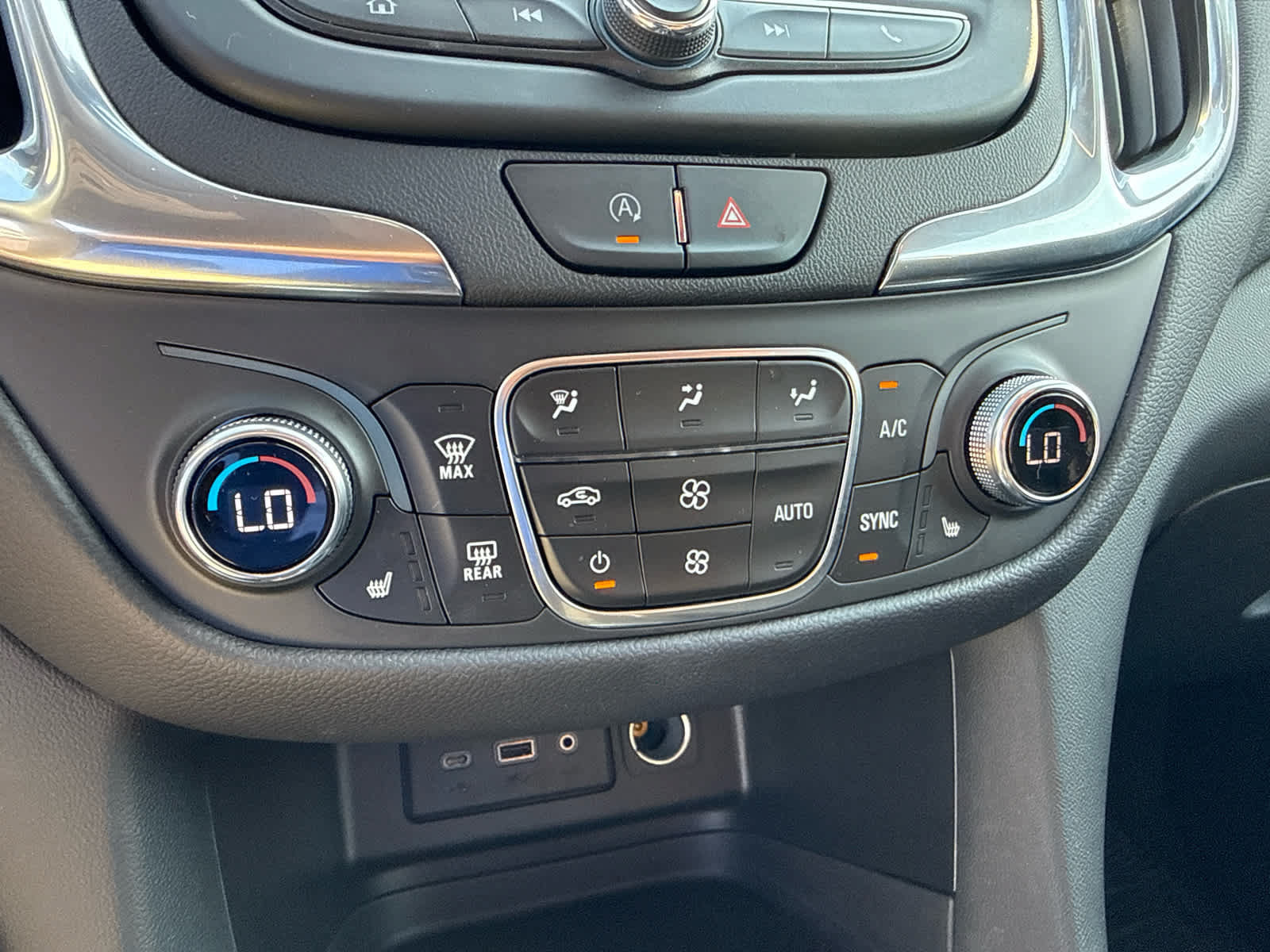 Certified 2022 Chevrolet Equinox LT FWD image 18
