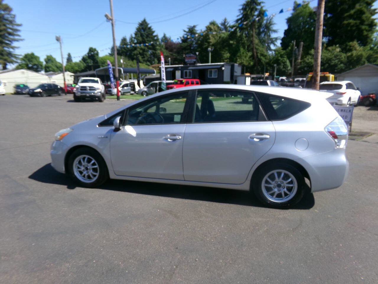 Used 2012 Toyota Prius V Three FWD image 1
