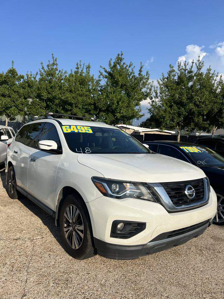 Used 2017 Nissan Pathfinder SL FWD image 3