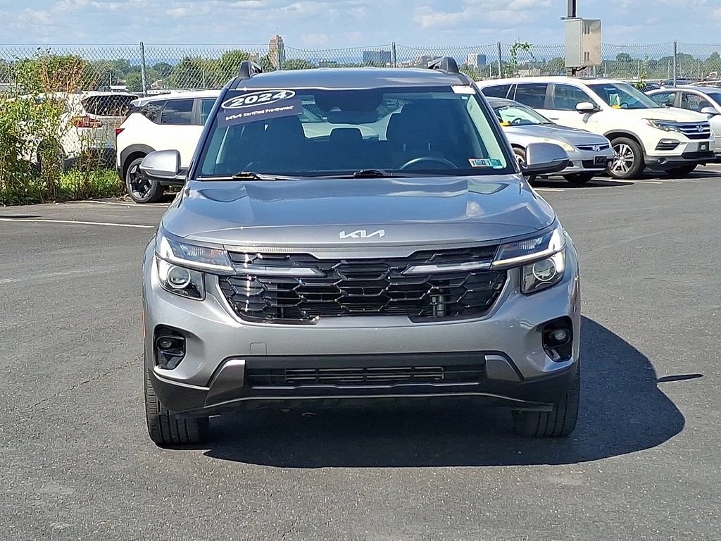 Certified 2024 Kia Seltos X-Line AWD/4WD image 2
