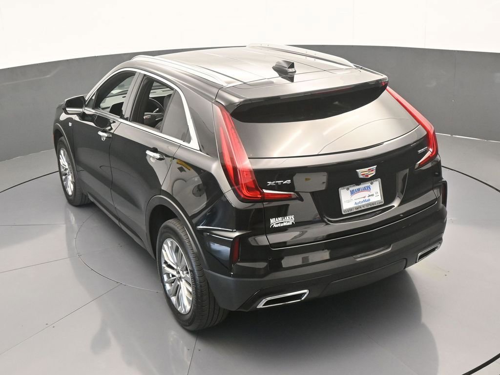 Used 2024 Cadillac XT4 Premium Luxury image 55