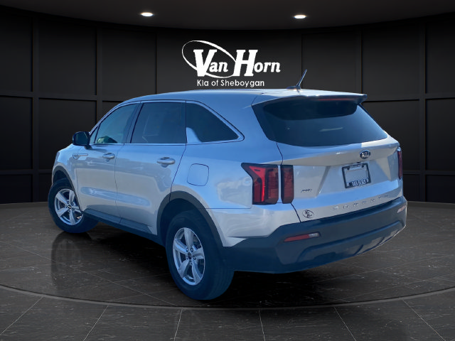 Used 2021 Kia Sorento LX AWD/4WD image 5