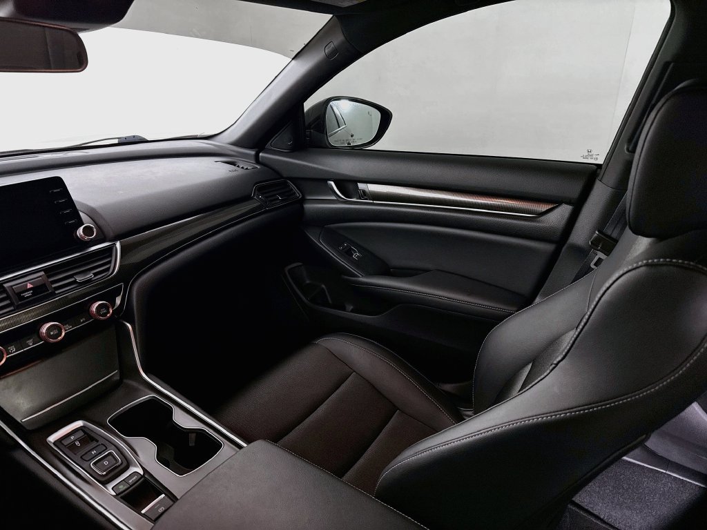 Used 2021 Honda Accord Sport image 22