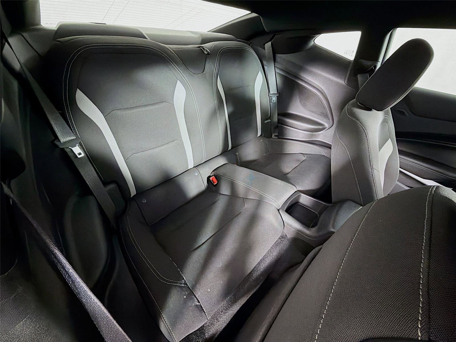 Used 2022 Chevrolet Camaro LT RWD image 24
