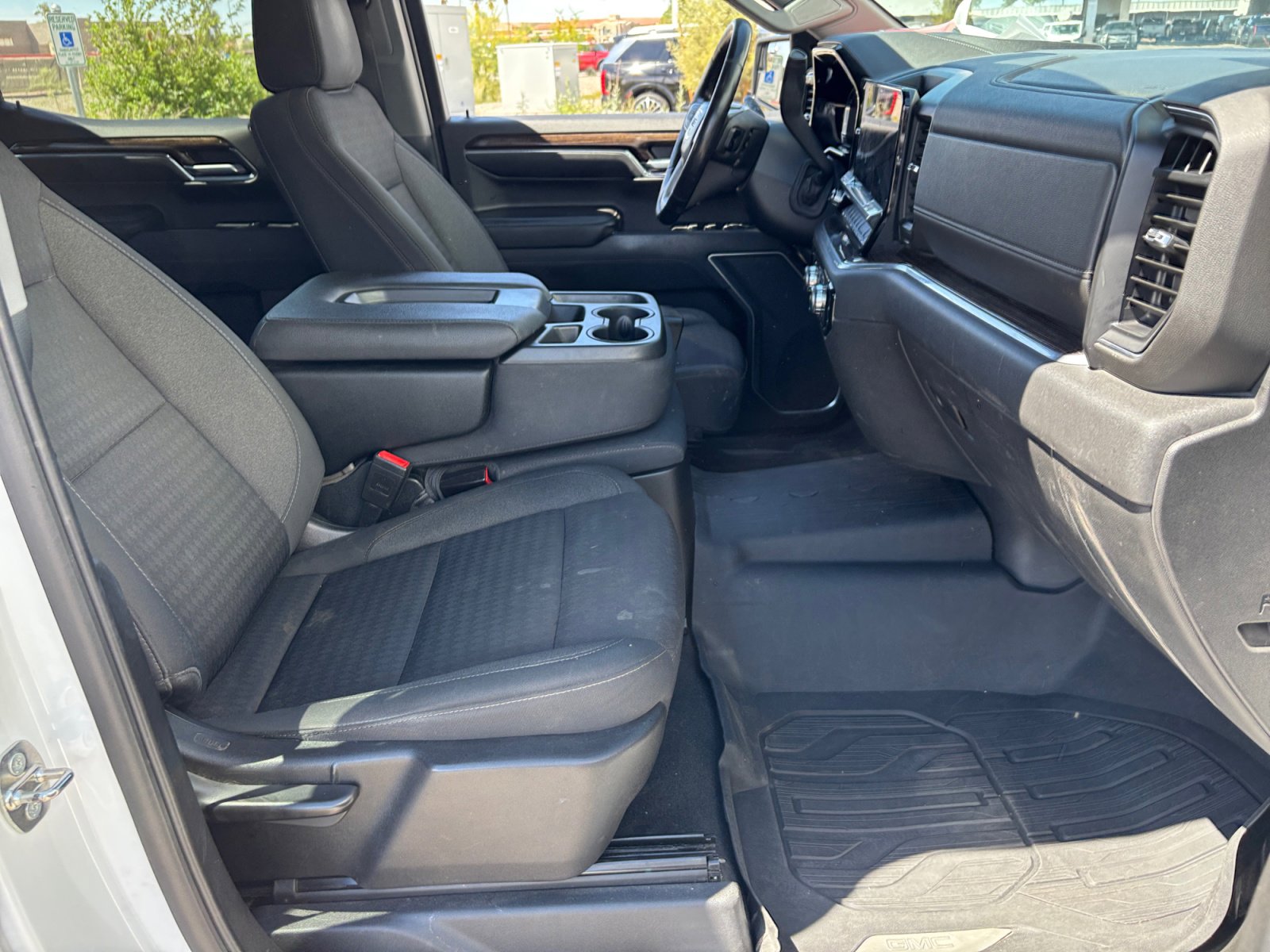 Used 2022 GMC Sierra 1500 Elevation image 19