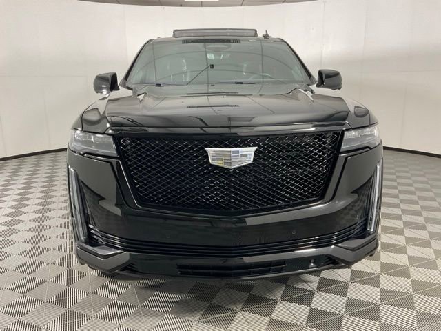 Certified 2023 Cadillac Escalade Sport Platinum w/ LPO, ONYX Package image 2