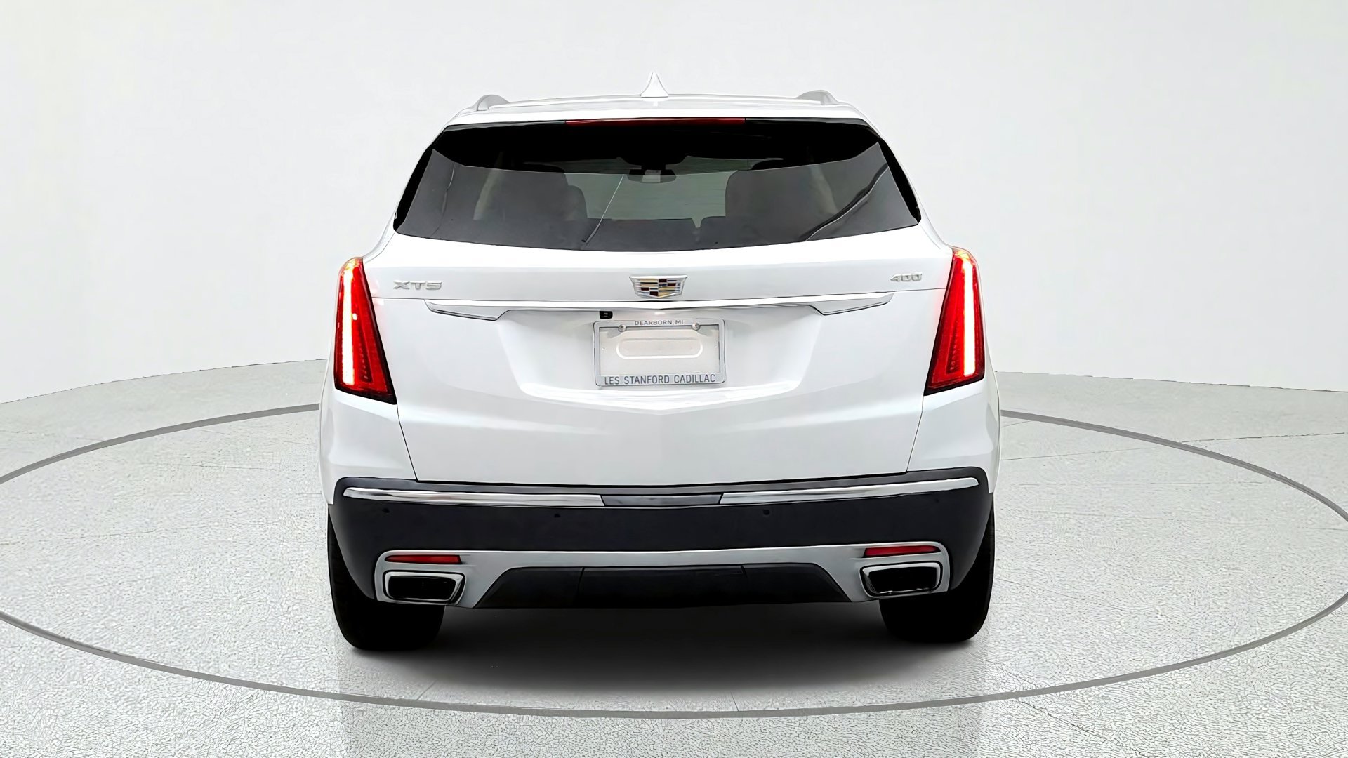 Used 2023 Cadillac XT5 Premium Luxury FWD image 4