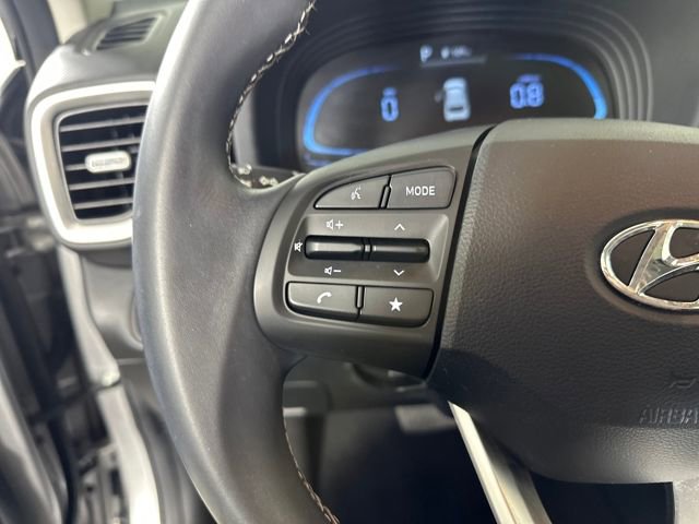 Certified 2023 Hyundai Venue SEL image 15
