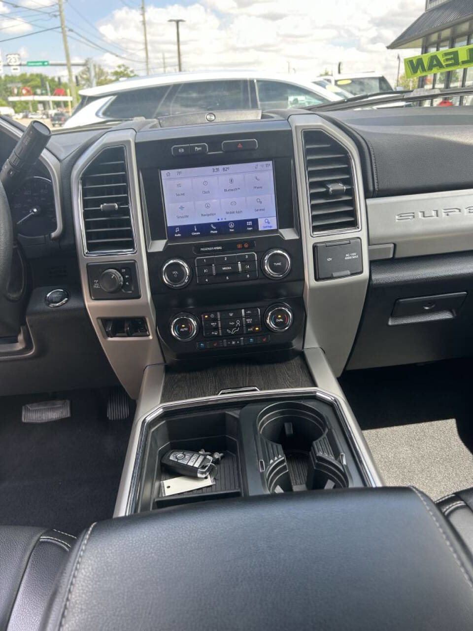 Used 2021 Ford F250 Lariat w/ Lariat Ultimate Package AWD/4WD image 21