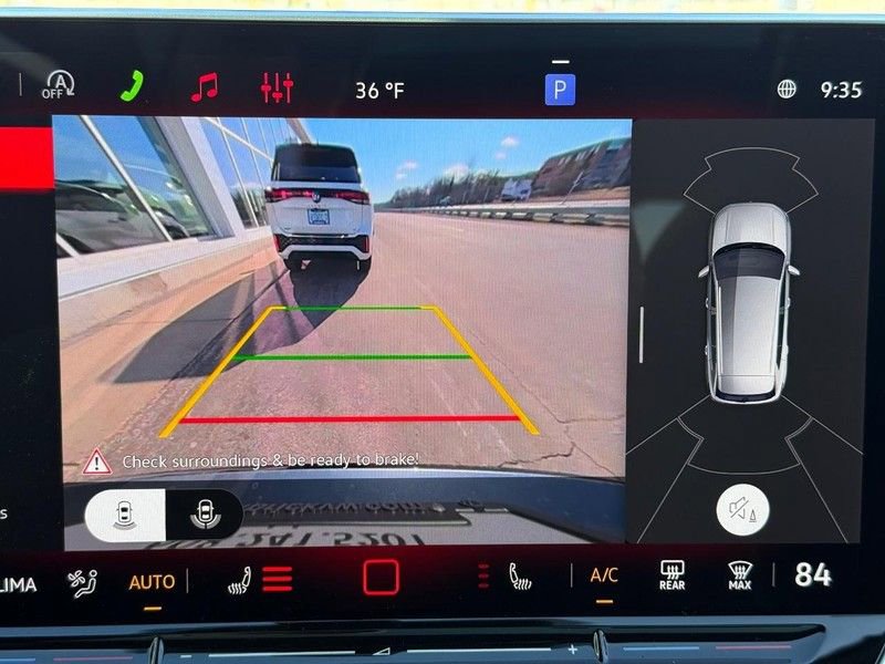 New 2026 Volkswagen Tiguan SE R-Line AWD/4WD image 13