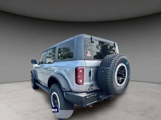 New 2024 Ford Bronco Outer Banks w/ Sasquatch Package image 8