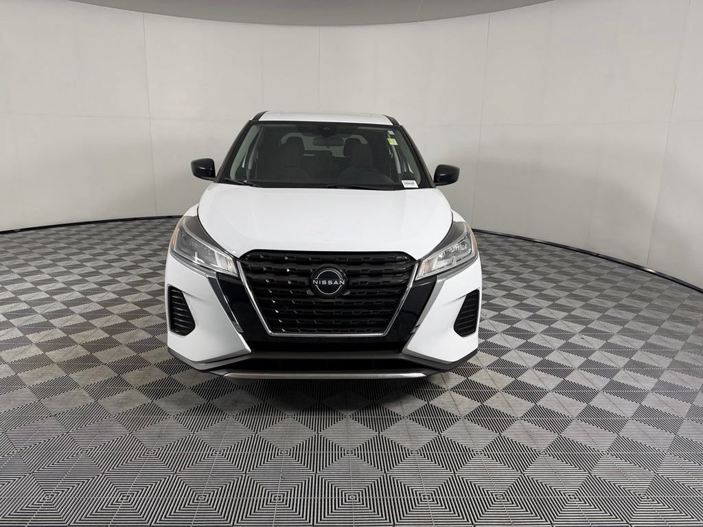 Used 2023 Nissan Kicks S FWD image 5