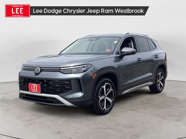 Used 2026 Volkswagen Tiguan SE