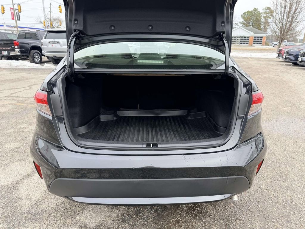 Certified 2022 Toyota Corolla LE w/ Carpet Mat Package (TMS) image 15