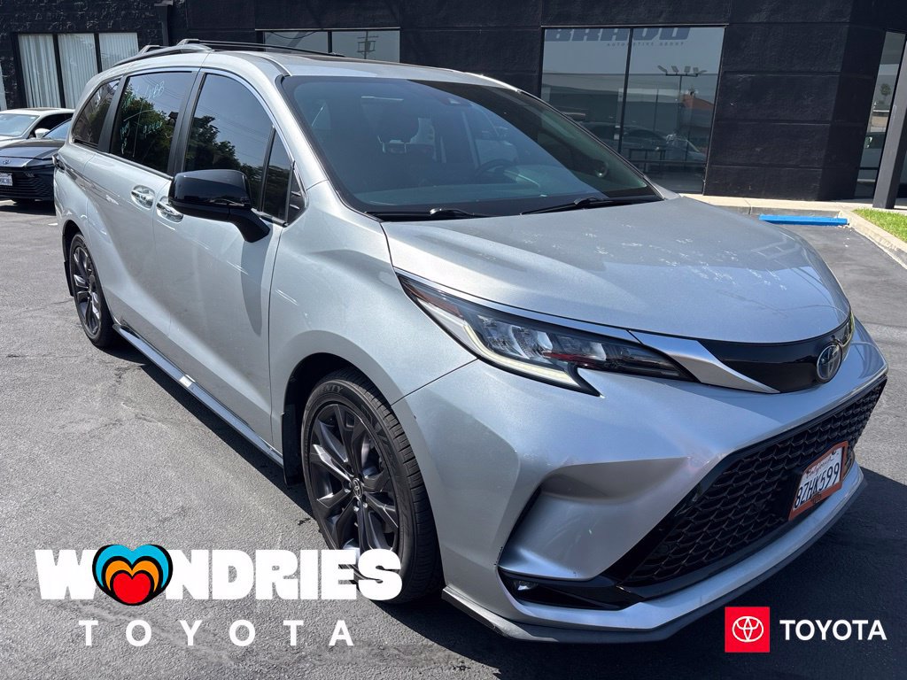 Used 2022 Toyota Sienna XSE w/ XSE Plus Package