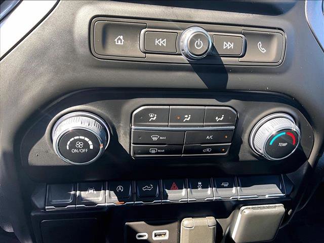 Used 2023 Chevrolet Silverado 1500 Custom image 23
