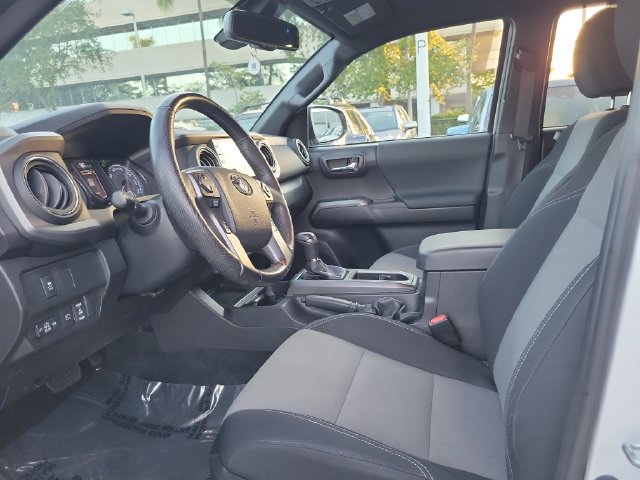 Used 2023 Toyota Tacoma TRD Off-Road w/ Technology Package AWD/4WD image 10