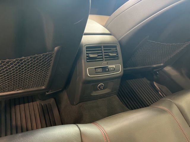 Used 2018 Audi A4 2.0T Premium Plus w/ Premium Plus Package AWD/4WD image 15