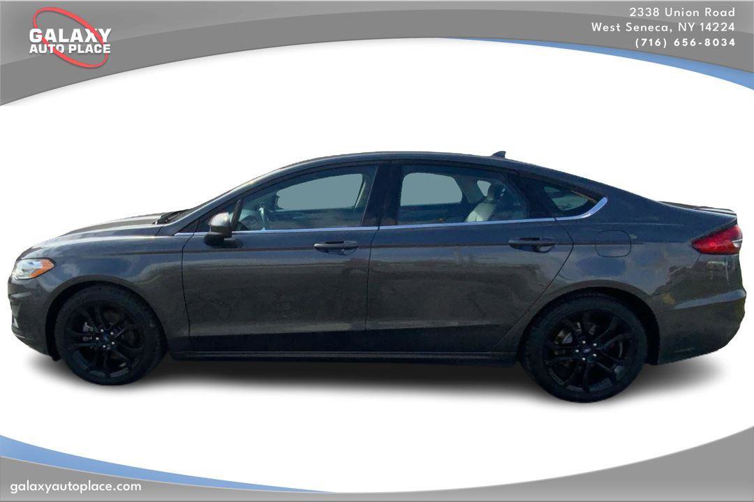 Used 2020 Ford Fusion SE w/ Equipment Group 151A image 8