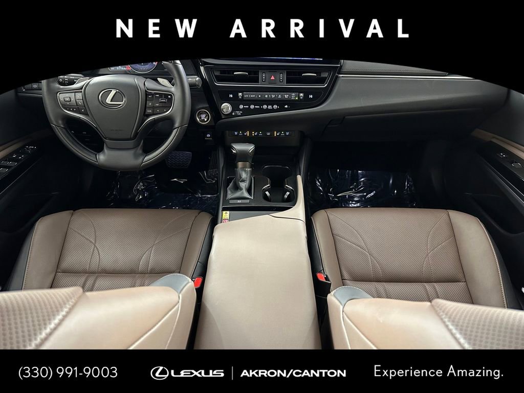 Used 2023 Lexus ES 350 Luxury w/ Accessory Package (Z1) image 4