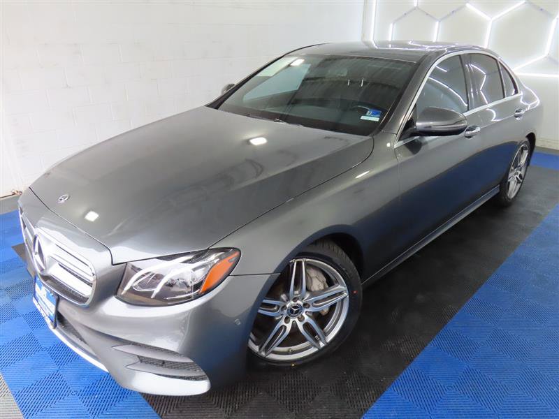 Used 2018 Mercedes-Benz E 300 image 4