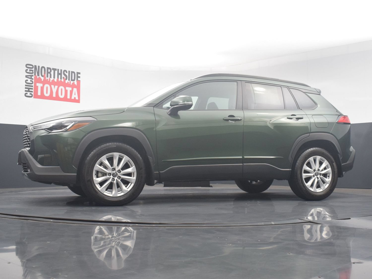 Used 2023 Toyota Corolla Cross LE FWD image 16