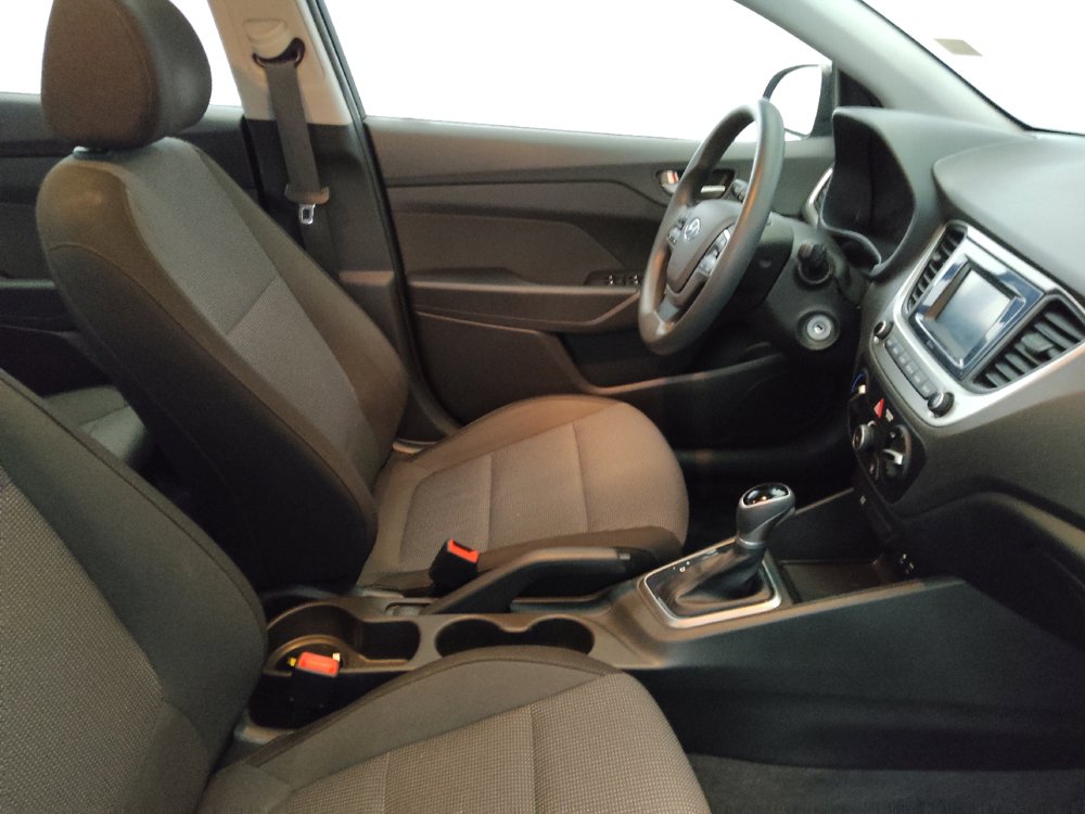 Used 2018 Hyundai Accent SE FWD image 21